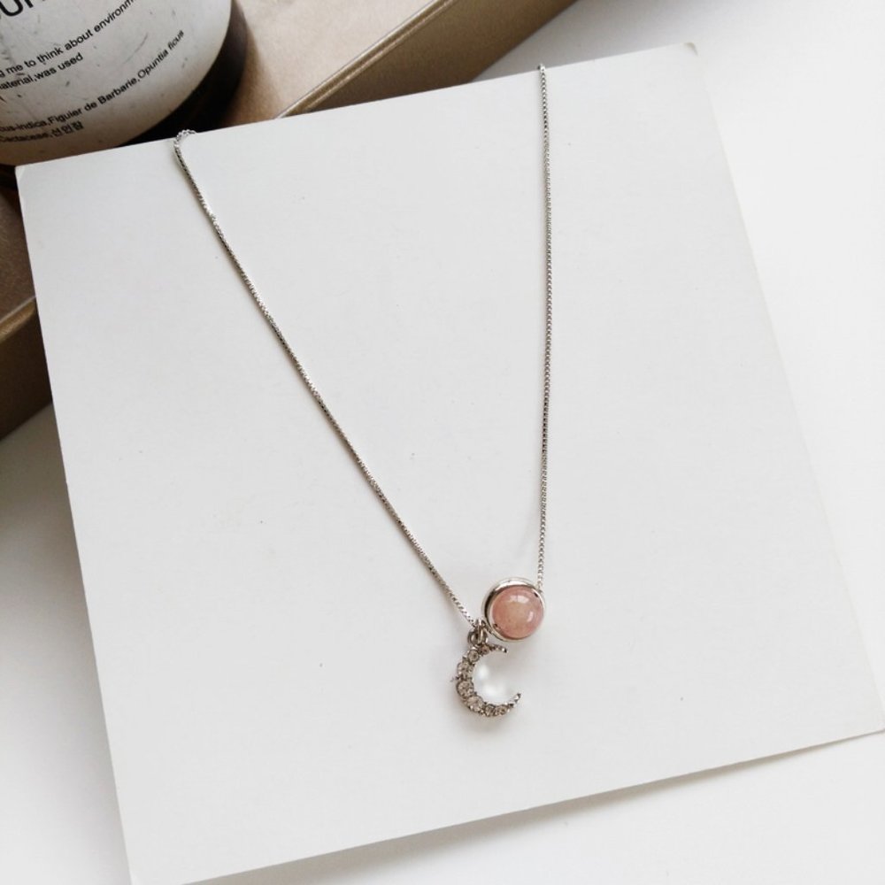 💕LAST ONE Moon Stone Pendant Necklaces - Picture 4 of 7